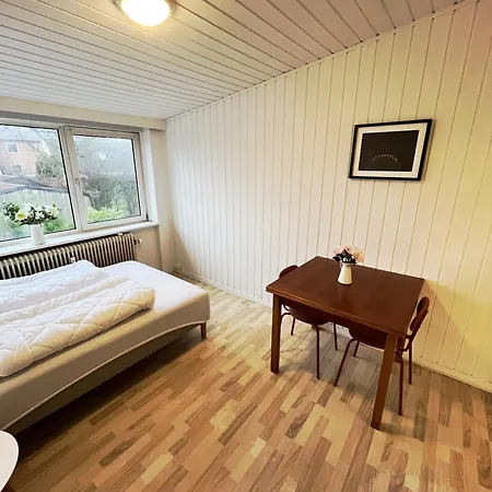 Appartement Double 7 With Free Parking Nørresundby